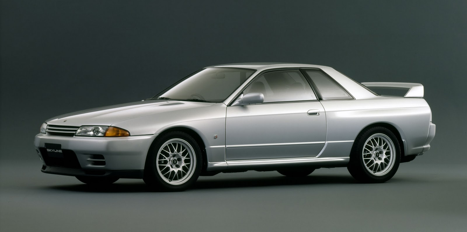 Nissan Skyline R32 GT-R