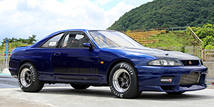R33 GT-R in Bayside Blue — iconic color combo